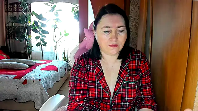 Snapshot of Tatyana51 chatting on 05-08-26, 05:35 Tatyana51 online show from 05-08-26, 05:35