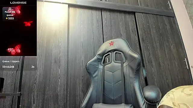 Snapshot of samarha_xue chatting on 02-11-25, 11:32 samarha xue online show from 02-11-25, 11:32