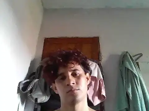 pedrodavid  online show from 01-25-25, 08:21