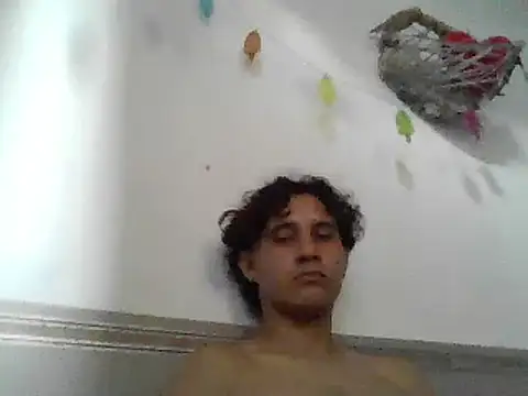 pedrodavid  online show from 03-21-25, 09:56