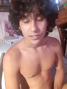 pedrodavid  online show from 05-08-26, 08:03