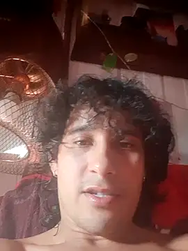pedrodavid  online show from 06-18-26, 07:51