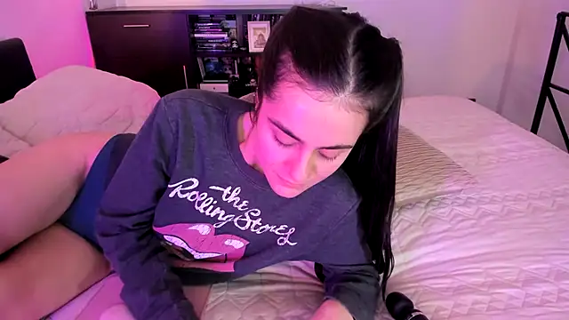 guccipussy1 online show from 03-05-25, 09:48