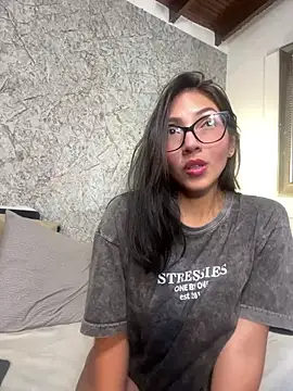 Caro martinezz online show from 01-14-25, 09:13