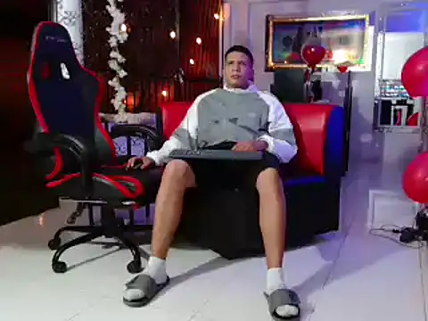 damiam fiery online show from 03-18-25, 04:04