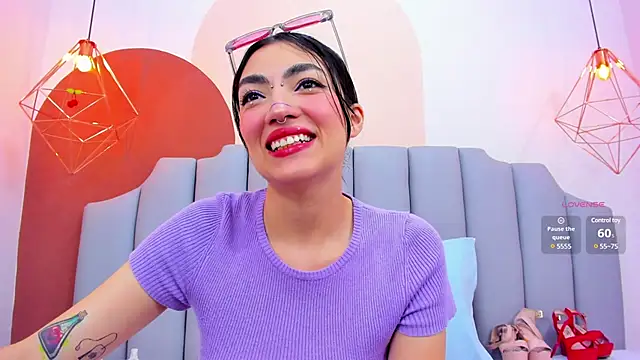 ThailyCherry online show from 02-04-25, 07:33