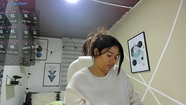 Enma  clark online show from 01-19-26, 04:05