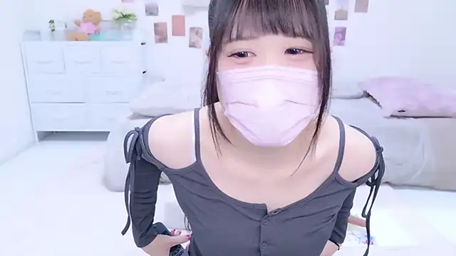 Snapshot of Rico-pin chatting on 10-17-25, 03:03 Rico-pin online show from 10-17-25, 03:03