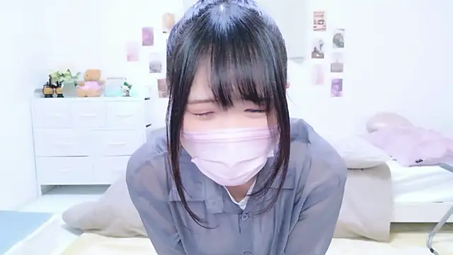 Snapshot of Rico-pin chatting on 03-10-26, 04:12 Rico-pin online show from 03-10-26, 04:12