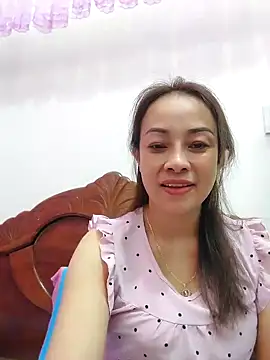 Snapshot of Baby-bigboobs2024 chatting on 01-30-25, 03:40 Baby-bigboobs2024 online show from 01-30-25, 03:40