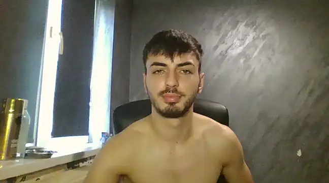 Snapshot of XXXdonXXX chatting on 01-08-25, 12:15 XXXdonXXX online show from 01-08-25, 12:15