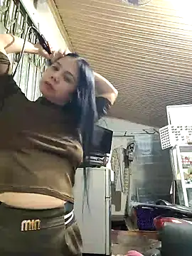 Tinease online show from 02-21-25, 02:06