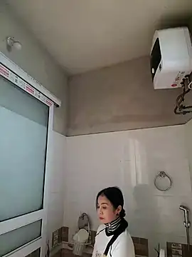 Tinease online show from 02-24-25, 02:08