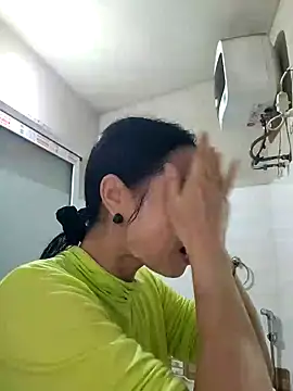 Tinease online show from 02-28-25, 11:12