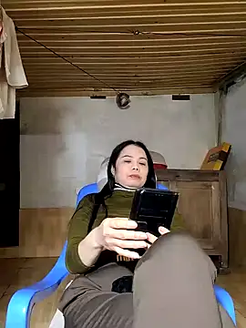 Tinease online show from 03-01-25, 02:34