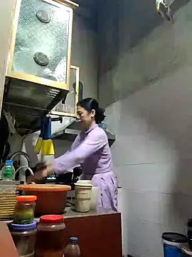 Tinease online show from 03-17-25, 10:49