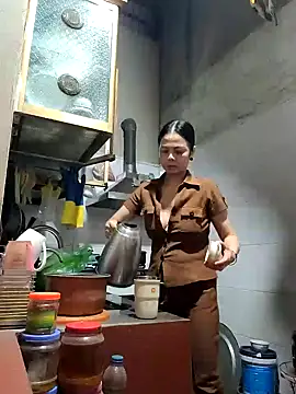 Tinease online show from 03-21-25, 10:28