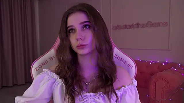 Snapshot of DianaVert chatting on 01-20-25, 06:21 DianaVert online show from 01-20-25, 06:21