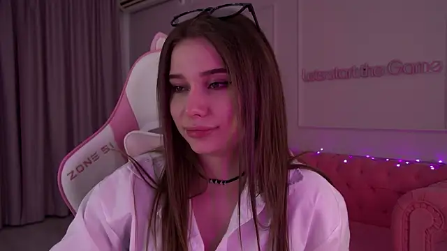 Snapshot of DianaVert chatting on 01-22-25, 12:38 DianaVert online show from 01-22-25, 12:38