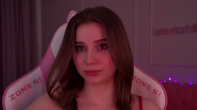 Snapshot of DianaVert chatting on 01-24-25, 03:43 DianaVert online show from 01-24-25, 03:43