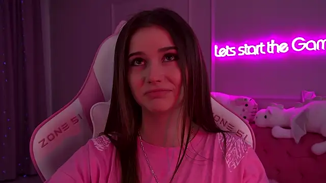 Snapshot of DianaVert chatting on 02-20-25, 07:08 DianaVert online show from 02-20-25, 07:08