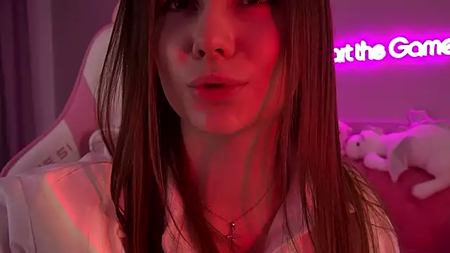 Snapshot of DianaVert chatting on 02-21-25, 06:26 DianaVert online show from 02-21-25, 06:26