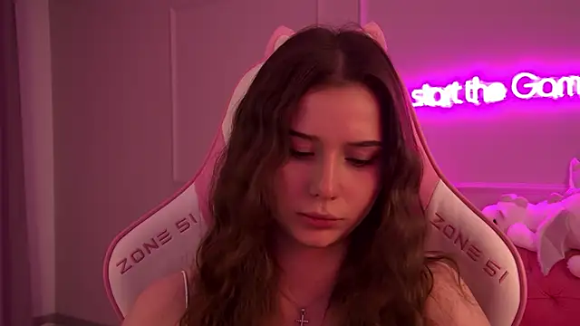 Snapshot of DianaVert chatting on 02-23-25, 09:37 DianaVert online show from 02-23-25, 09:37