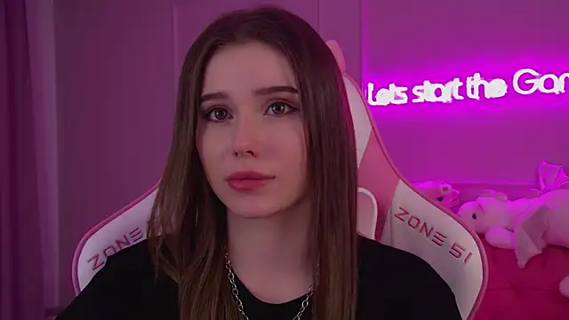 Snapshot of DianaVert chatting on 03-05-25, 01:52 DianaVert online show from 03-05-25, 01:52