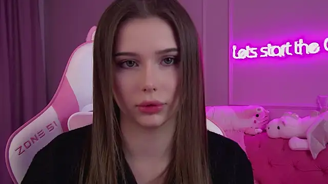 Snapshot of DianaVert chatting on 03-13-25, 06:34 DianaVert online show from 03-13-25, 06:34