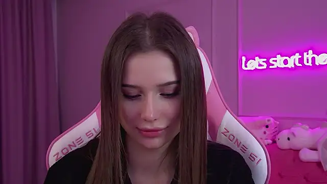 Snapshot of DianaVert chatting on 03-13-25, 09:37 DianaVert online show from 03-13-25, 09:37