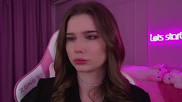 Snapshot of DianaVert chatting on 03-16-25, 06:34 DianaVert online show from 03-16-25, 06:34