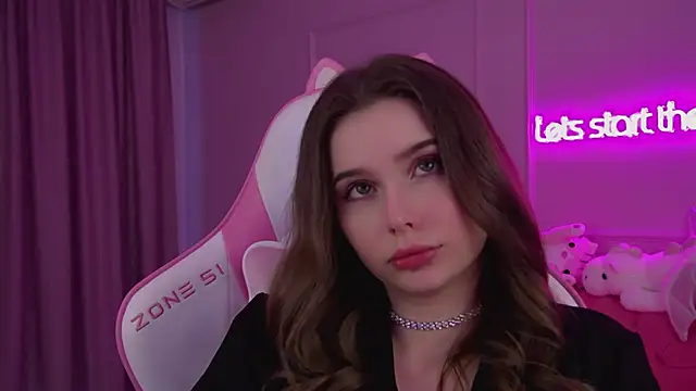 Snapshot of DianaVert chatting on 03-17-25, 04:40 DianaVert online show from 03-17-25, 04:40