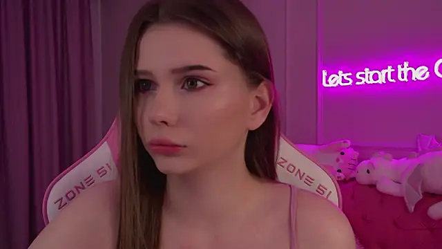 Snapshot of DianaVert chatting on 03-17-25, 06:11 DianaVert online show from 03-17-25, 06:11