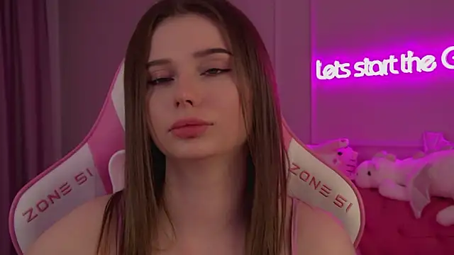 Snapshot of DianaVert chatting on 03-17-25, 09:13 DianaVert online show from 03-17-25, 09:13