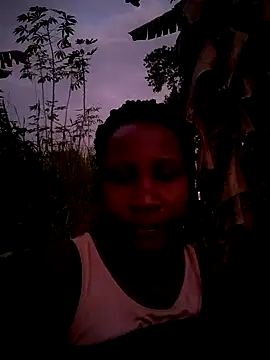 Snapshot of Sherry_she chatting on 01-07-25, 03:35 Sherry she online show from 01-07-25, 03:35