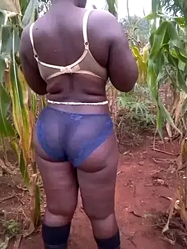 Sherry she online show from 12-18-25, 03:45