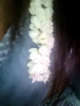 Snapshot of tamil_subha69 chatting on 03-10-26, 05:34 tamil subha69 online show from 03-10-26, 05:34