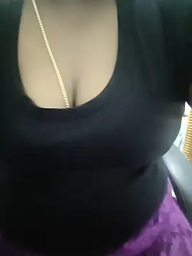 Snapshot of tamil_subha69 chatting on 05-25-26, 06:47 tamil subha69 online show from 05-25-26, 06:47
