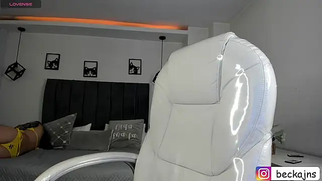 Beck jones online show from 02-10-25, 02:48