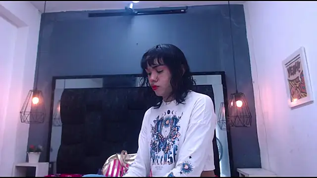 AndreaGil  online show from 09-16-25, 07:04