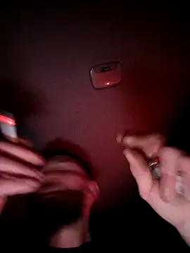 otterlover123 online show from 03-13-25, 03:22