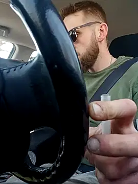 otterlover123 online show from 03-14-25, 07:23