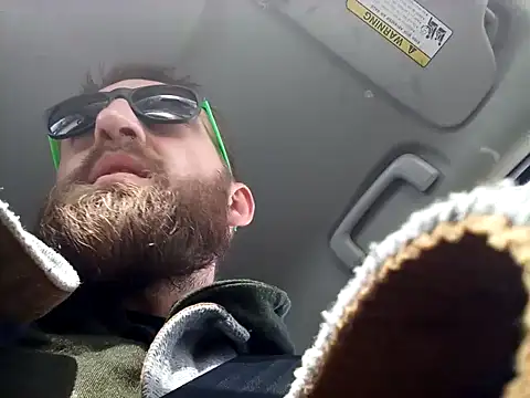 otterlover123 online show from 11-11-25, 05:13