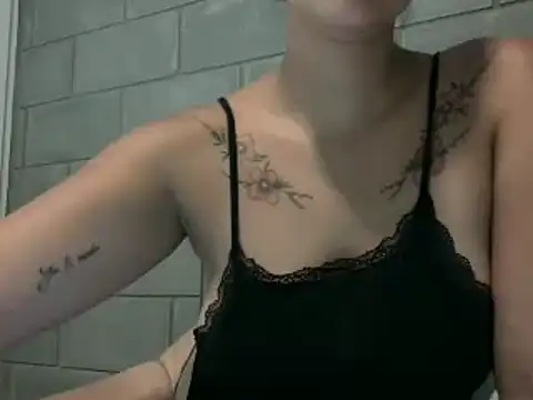 lokiylisa online show from 01-19-25, 03:08