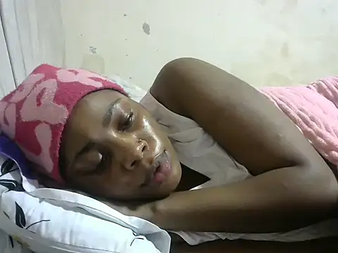 sweetgirlDora online show from 10-04-25, 08:29