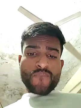 Snapshot of PRIYANHU@xh chatting on 12-01-25, 08:08 PRIYANHUxh online show from 12-01-25, 08:08