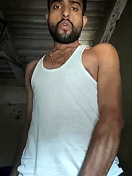 Snapshot of PRIYANHU@xh chatting on 12-15-25, 07:34 PRIYANHUxh online show from 12-15-25, 07:34