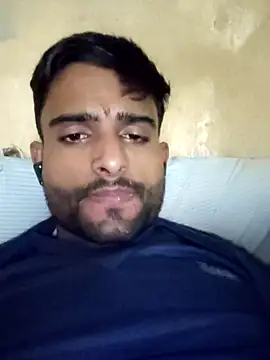 Snapshot of PRIYANHU@xh chatting on 01-05-26, 06:44 PRIYANHUxh online show from 01-05-26, 06:44