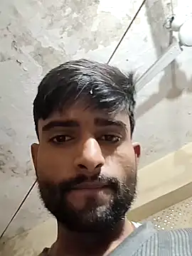 Snapshot of PRIYANHU@xh chatting on 01-13-26, 03:45 PRIYANHUxh online show from 01-13-26, 03:45