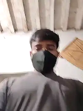 PRIYANHUxh online show from 03-18-26, 08:45